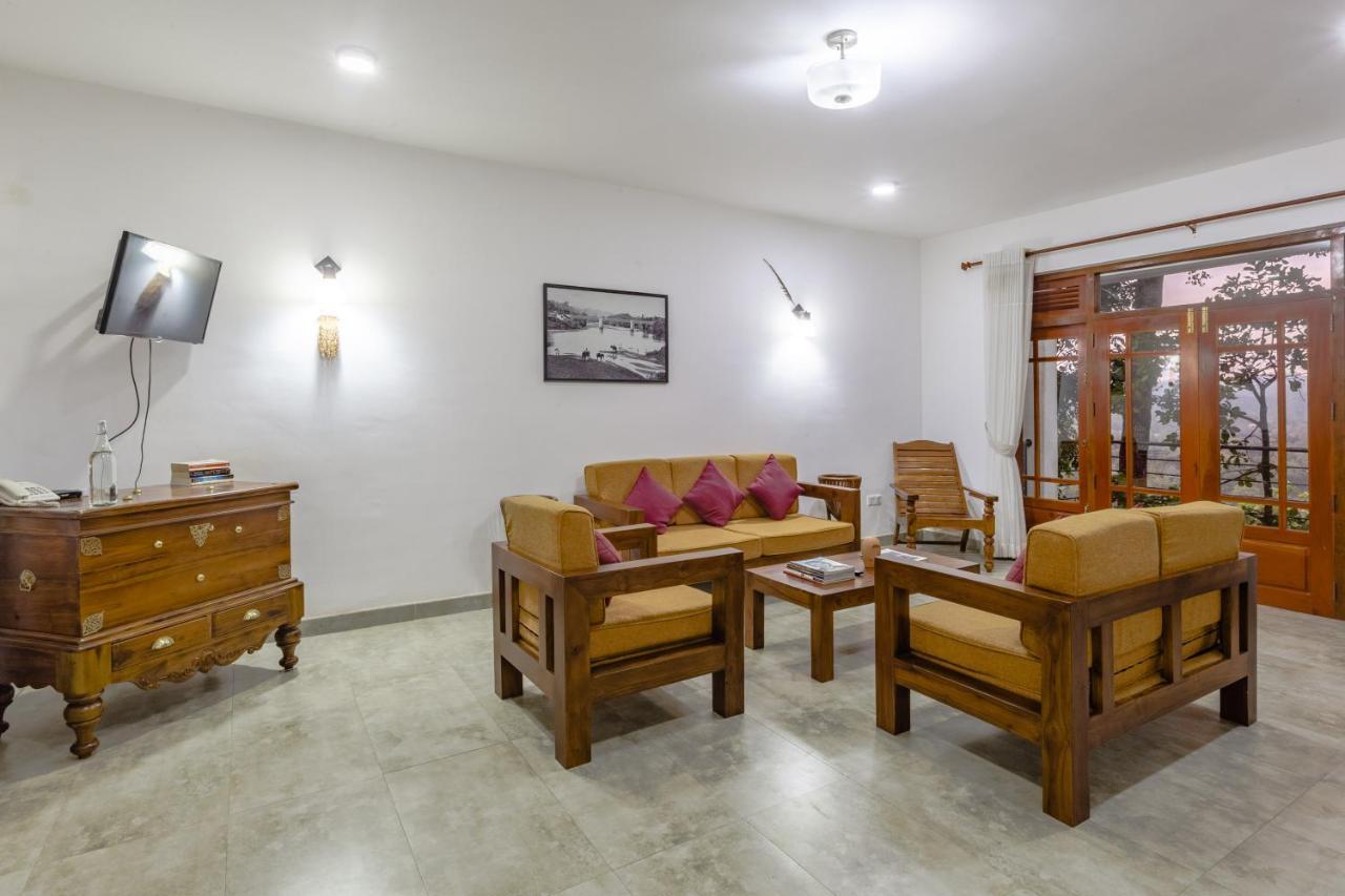 Villa Mount Melody Kandy Esterno foto